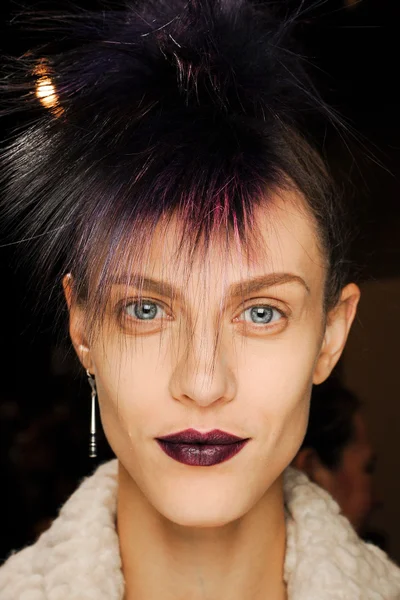 Look 32